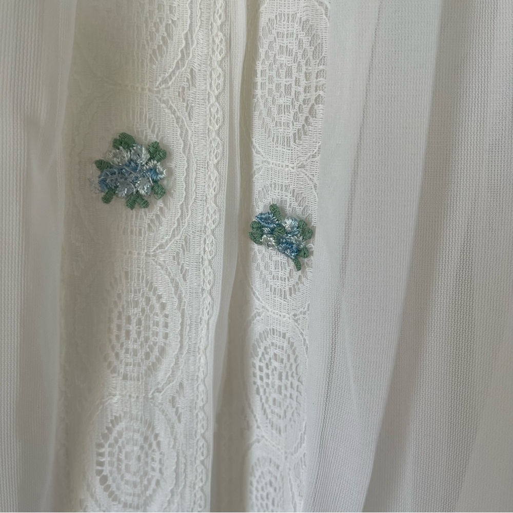 Vtg 60's 70’s Union Made  White robe size L - Picture 7 of 9